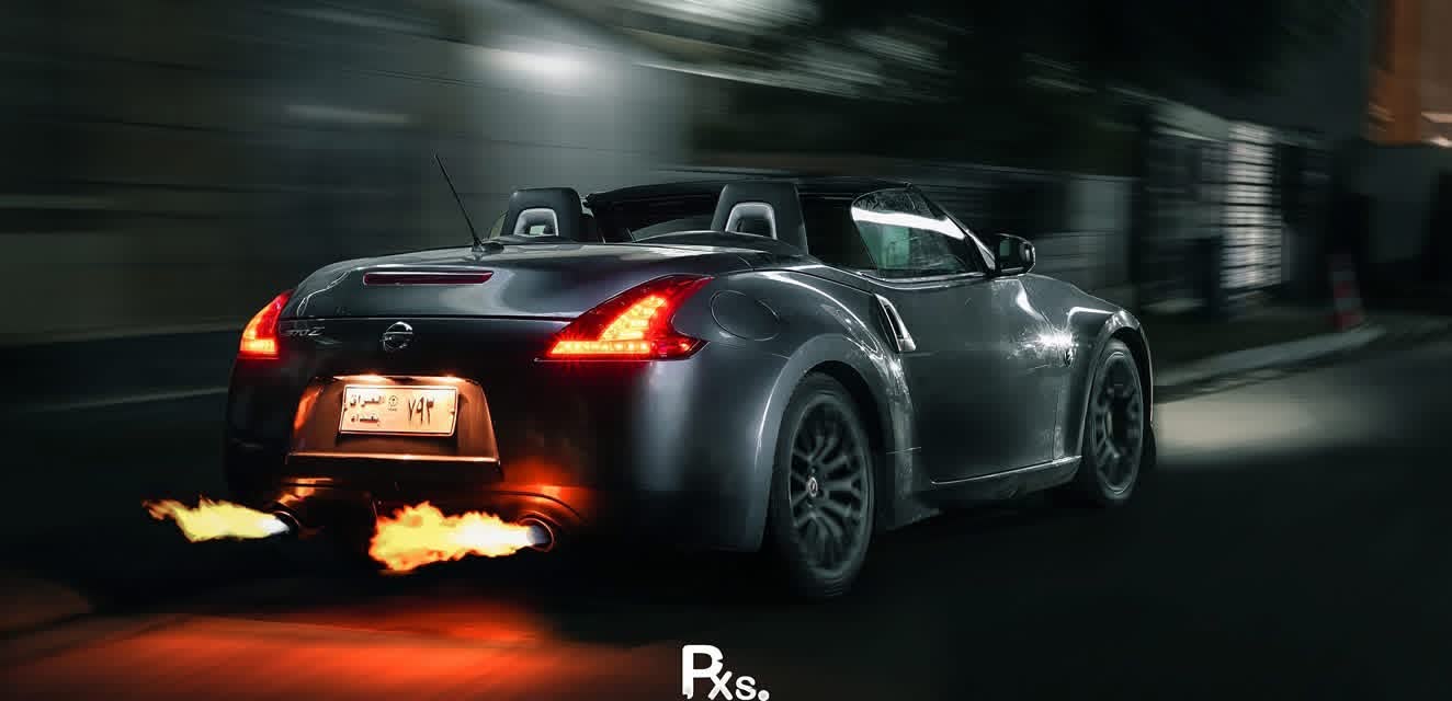 Nissan 370Z Roadster, night exterior